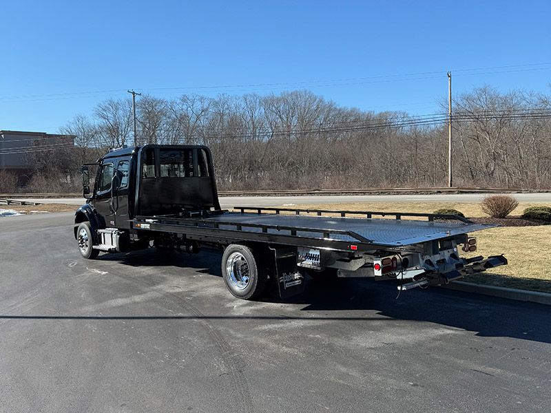 2025 Freightliner M2-X (Key: 1874) 4